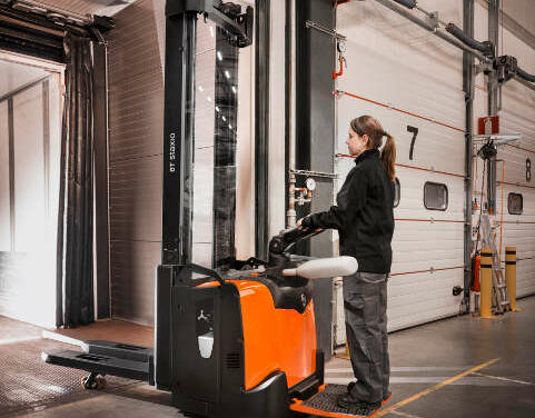 Staplertest: Elektro-Niederhubwagen BT Staxio P