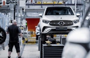 Safelog: Mobile Transportroboter bei Mercedes